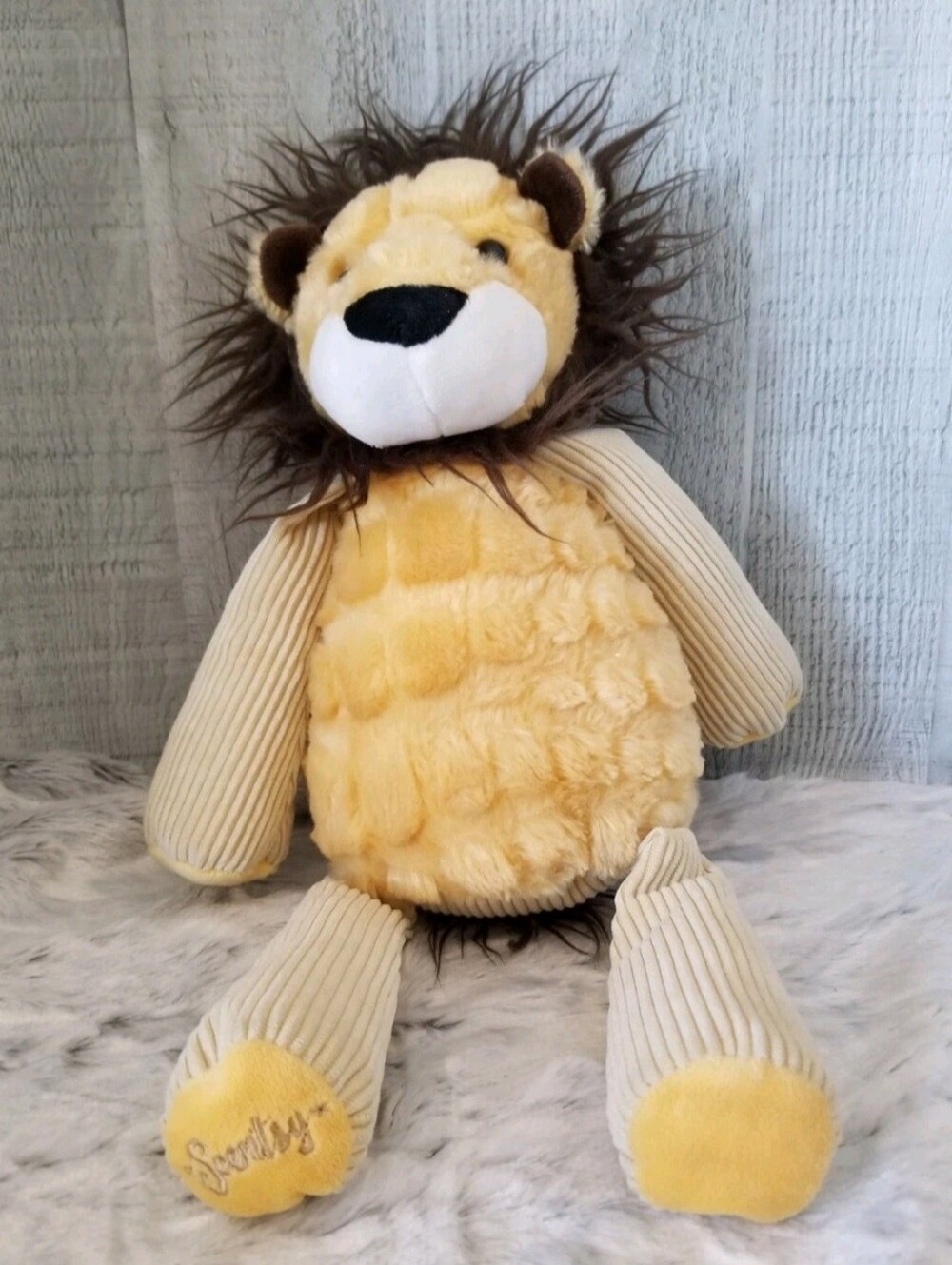 Scentsy Buddy Roarbert the Lion 15" Plush
